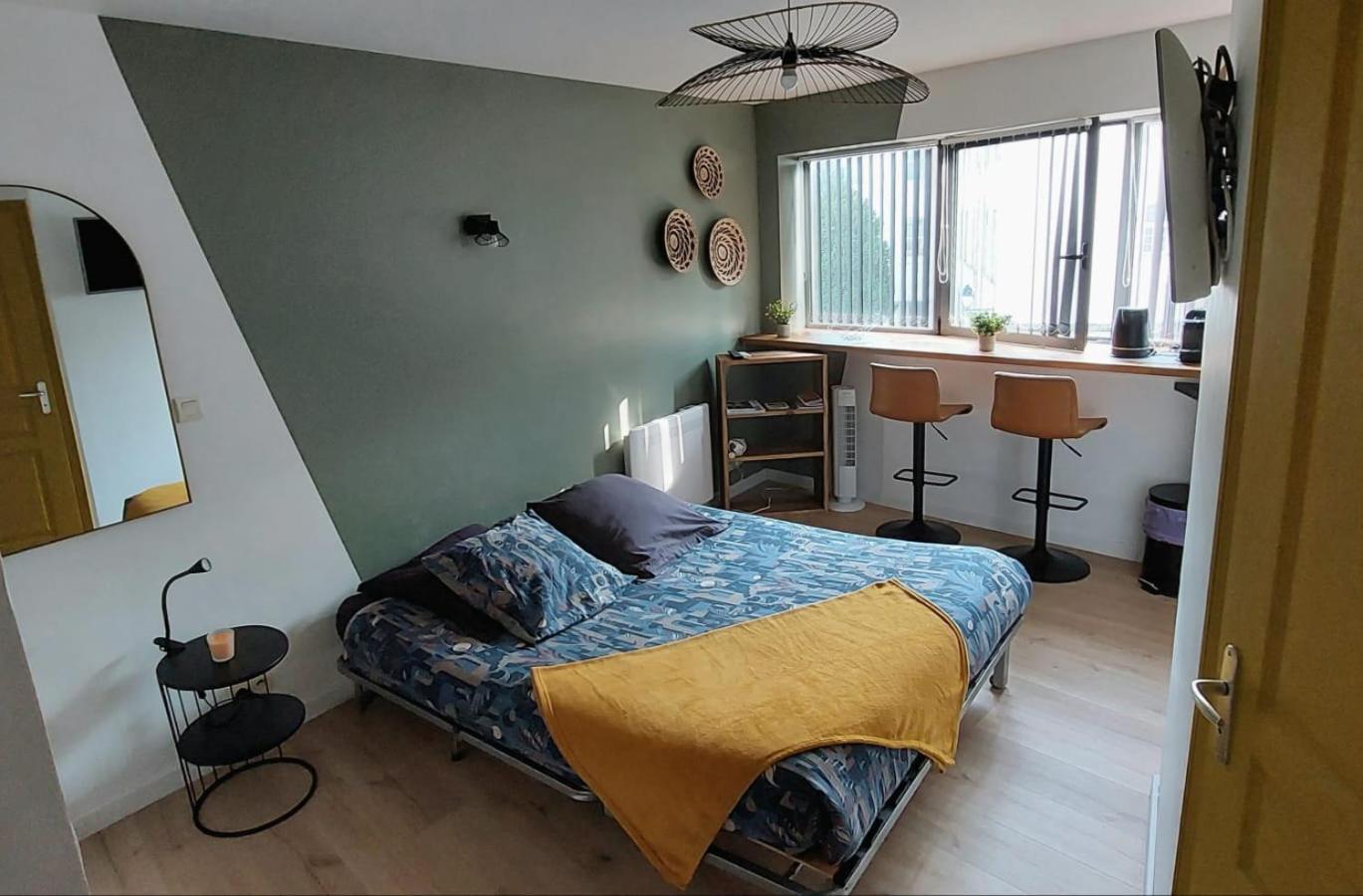 Vannes: Charmant Studio Sur Le Port Exterior photo
