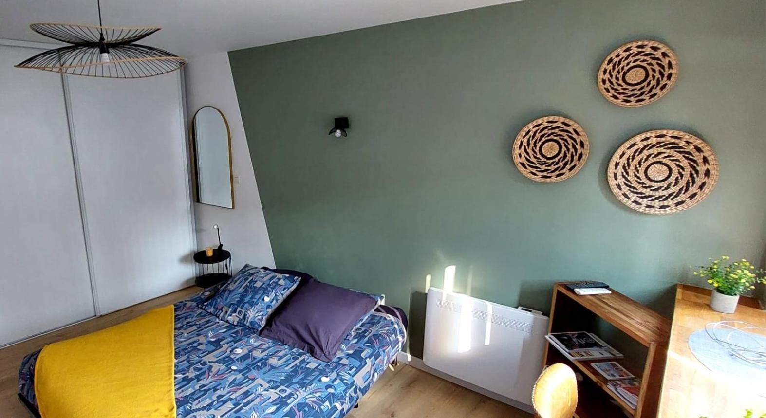 Vannes: Charmant Studio Sur Le Port Exterior photo