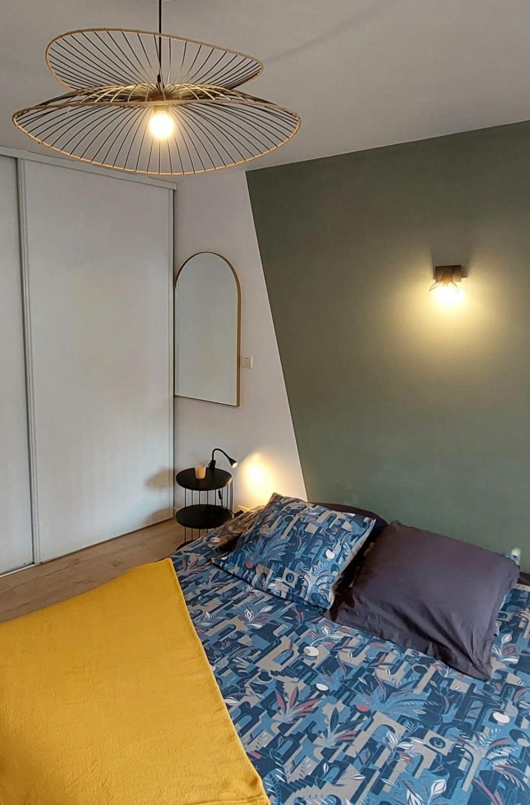 Vannes: Charmant Studio Sur Le Port Exterior photo