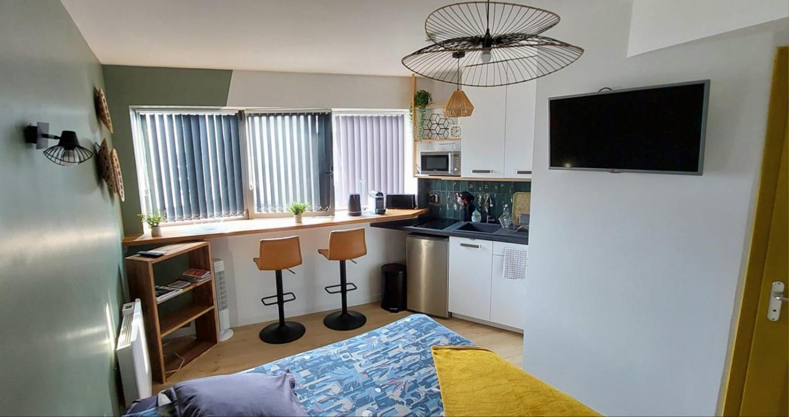 Vannes: Charmant Studio Sur Le Port Exterior photo