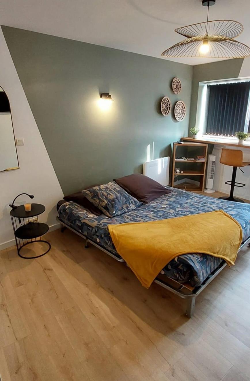 Vannes: Charmant Studio Sur Le Port Exterior photo